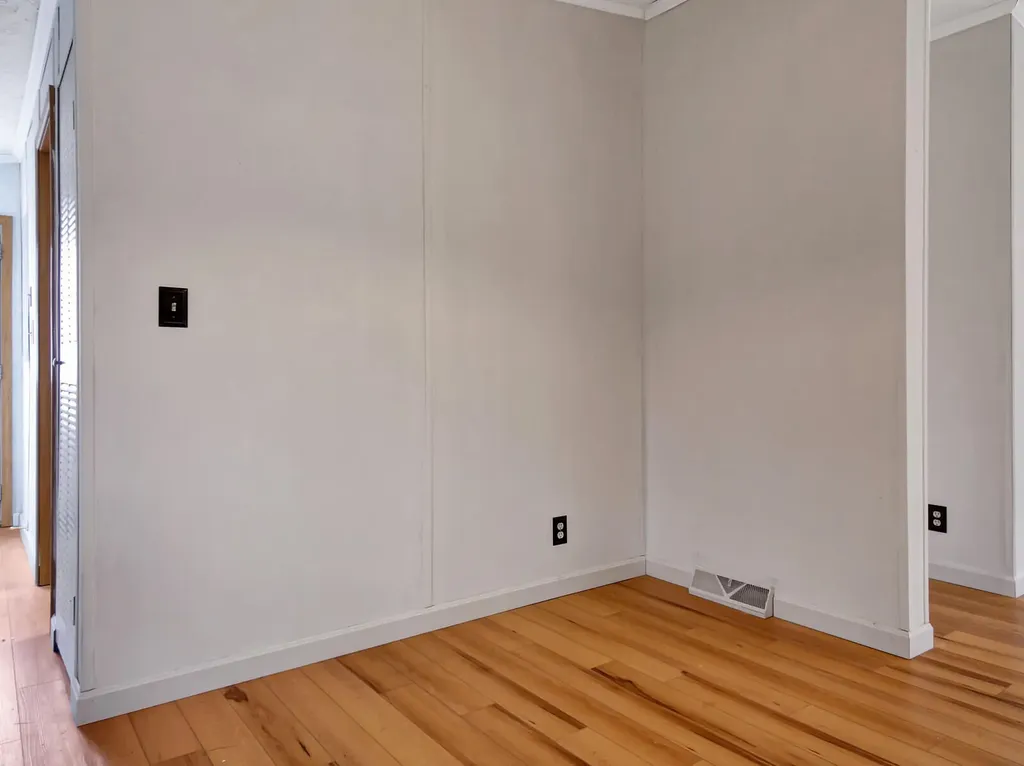 199 Mount Vernon Avenue Augusta ME 04330