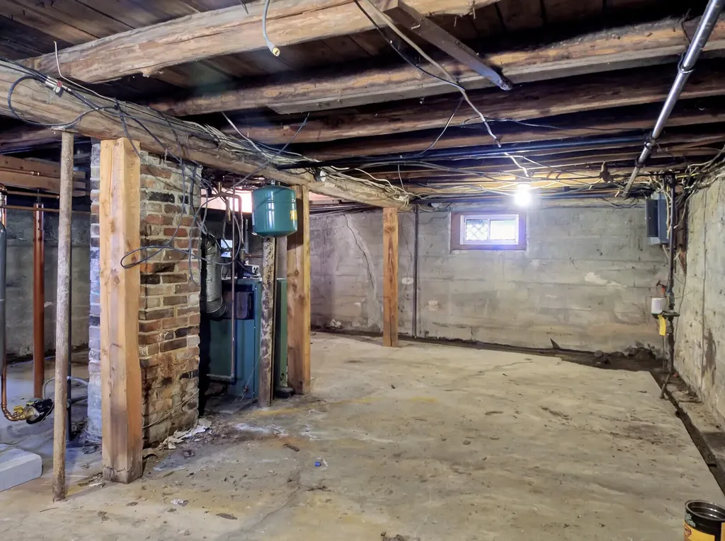 199 Mount Vernon Avenue Augusta ME 04330