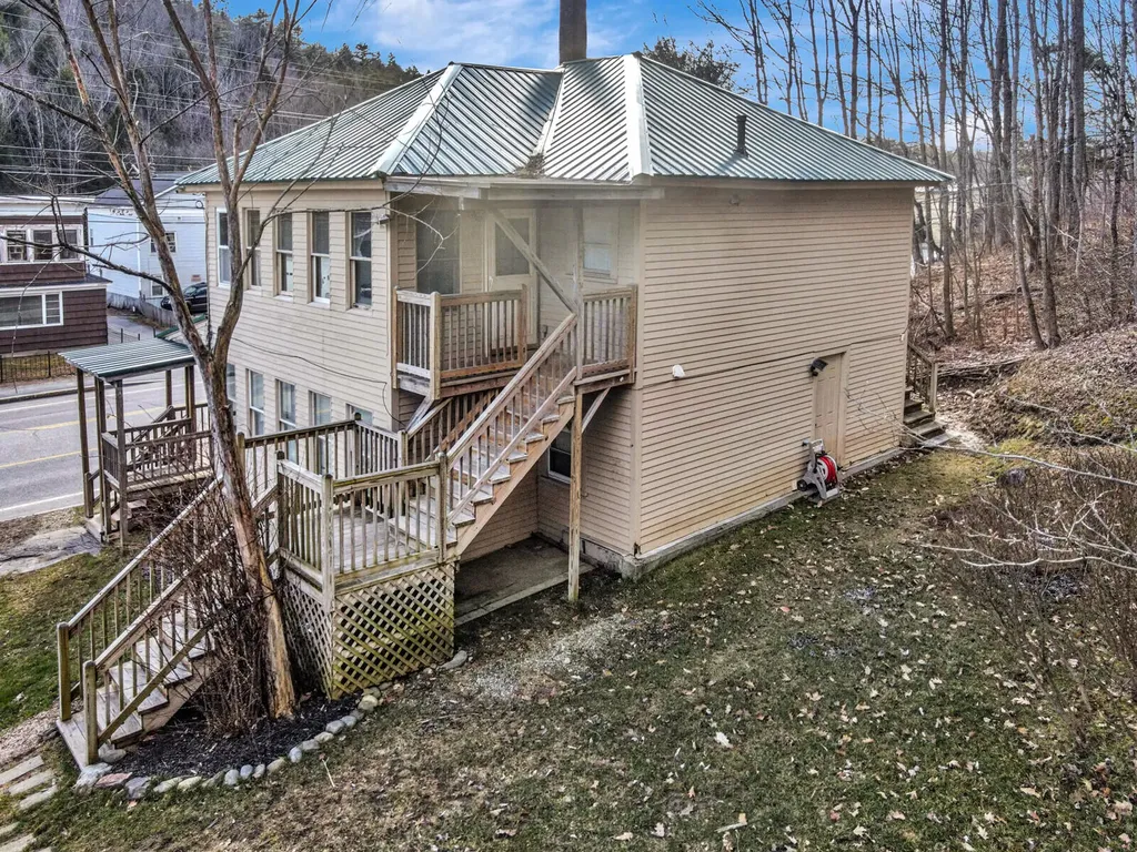 199 Mount Vernon Avenue Augusta ME 04330