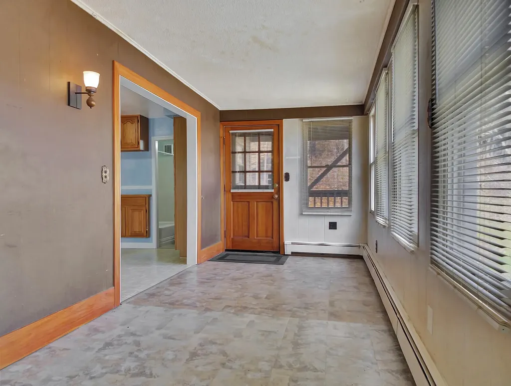 199 Mount Vernon Avenue Augusta ME 04330
