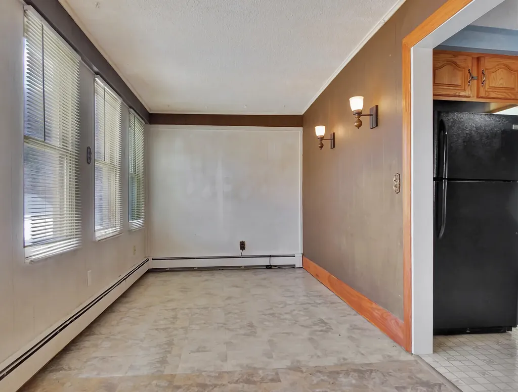 199 Mount Vernon Avenue Augusta ME 04330