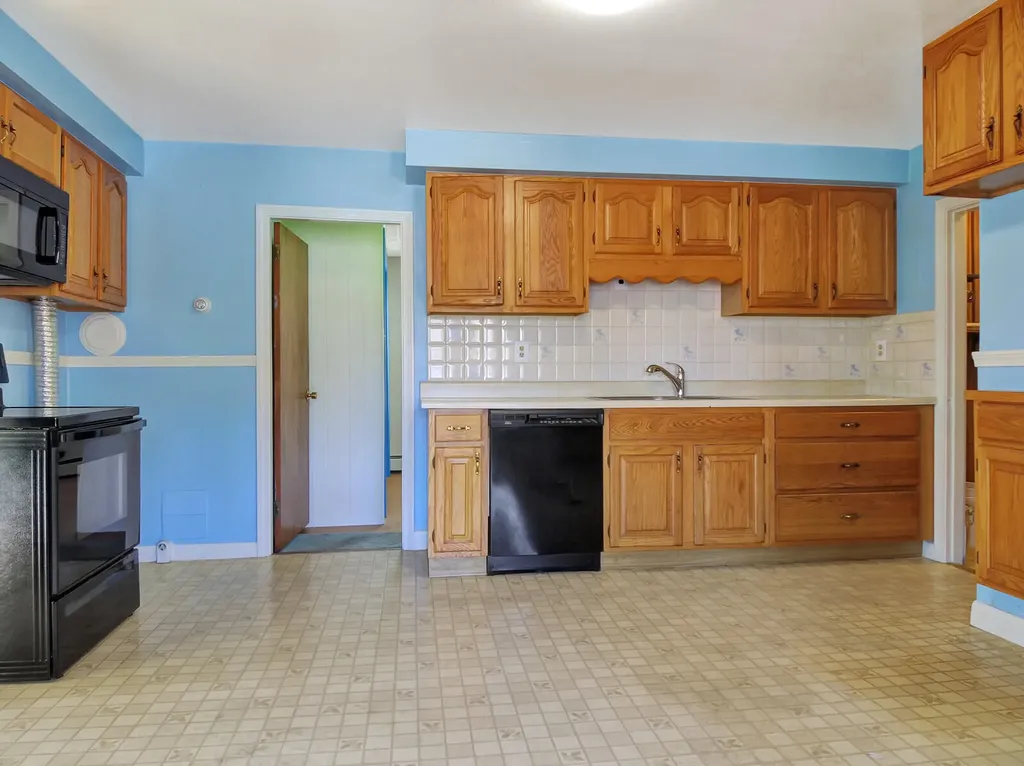199 Mount Vernon Avenue Augusta ME 04330