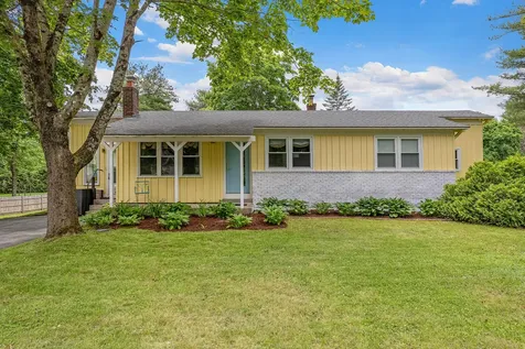 122 Jordan Avenue Brunswick ME 04011