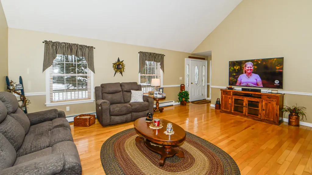 20 Hannahs Way Bridgton ME 04009