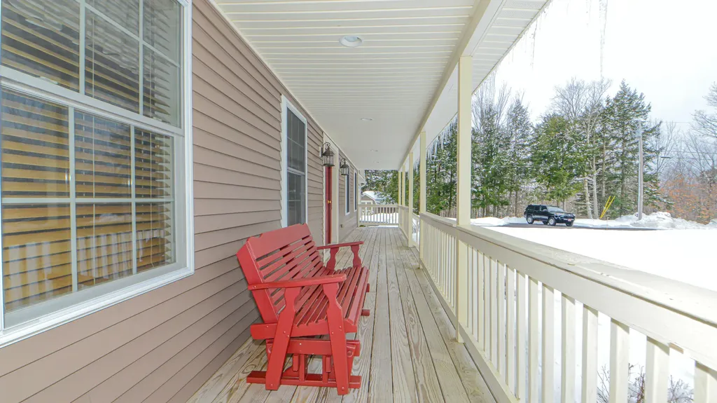 20 Hannahs Way Bridgton ME 04009