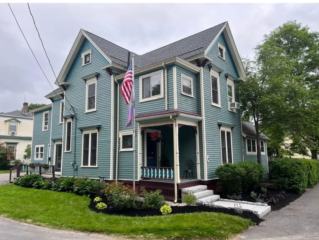 4 Holyoke Street Brewer ME 04412