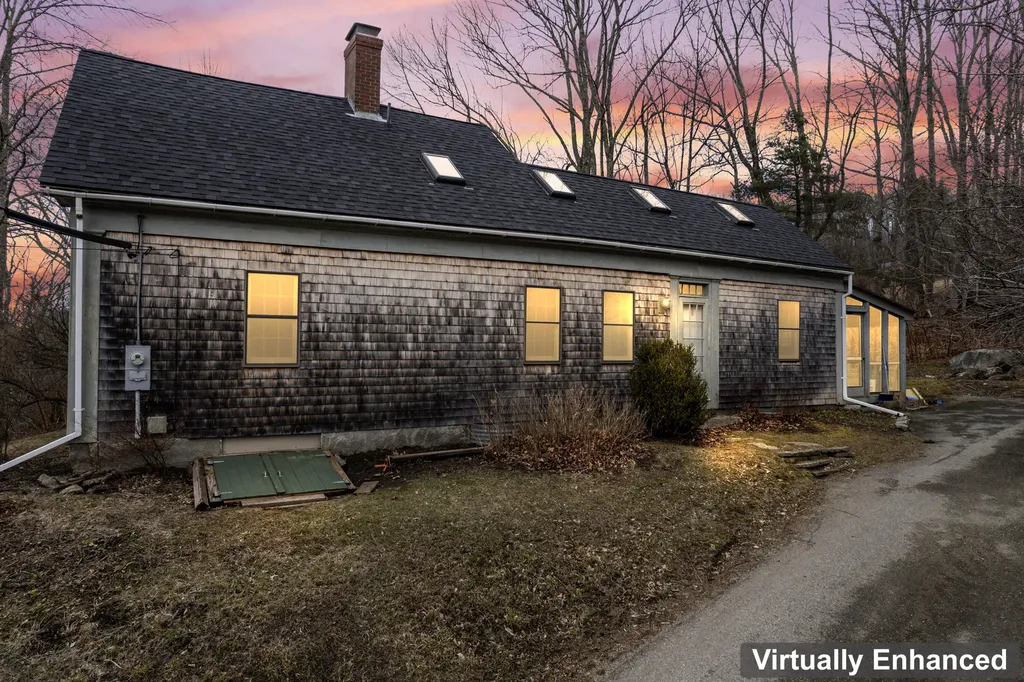 212 Friendship Road Waldoboro ME 04572