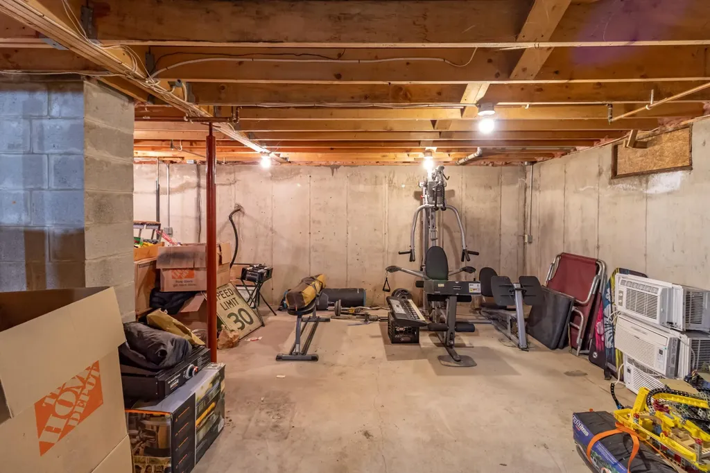345 Wiswell Road Brewer ME 04412