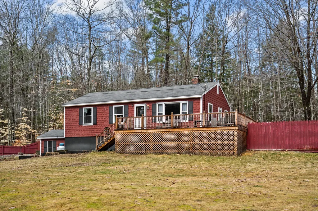 35 Campbell Drive Bridgton ME 04009