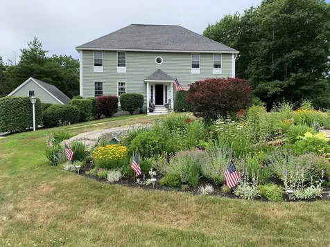 16 Sparrow Lane York ME 03909