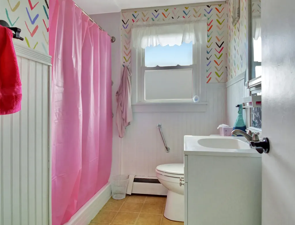 35 Stable Road Richmond ME 04357