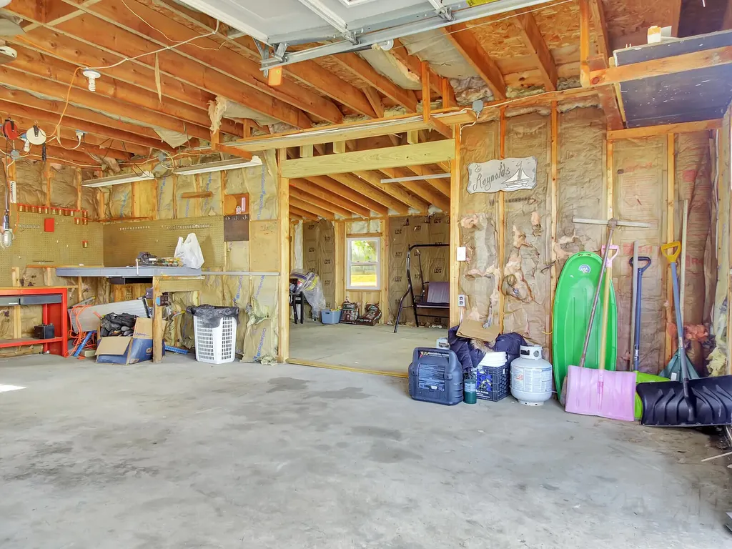 35 Stable Road Richmond ME 04357