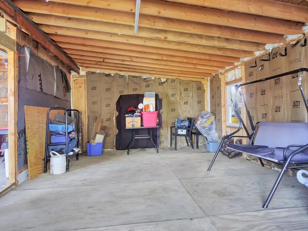 35 Stable Road Richmond ME 04357
