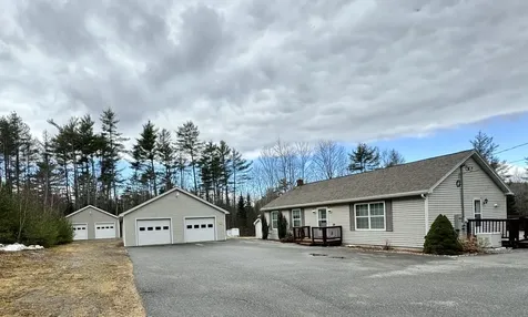 662 Dahlia Farm Road Newburgh ME 04444