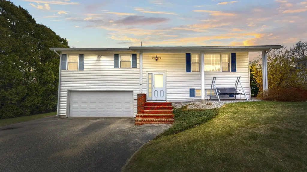 10 Clearwater Avenue Lewiston ME 04240