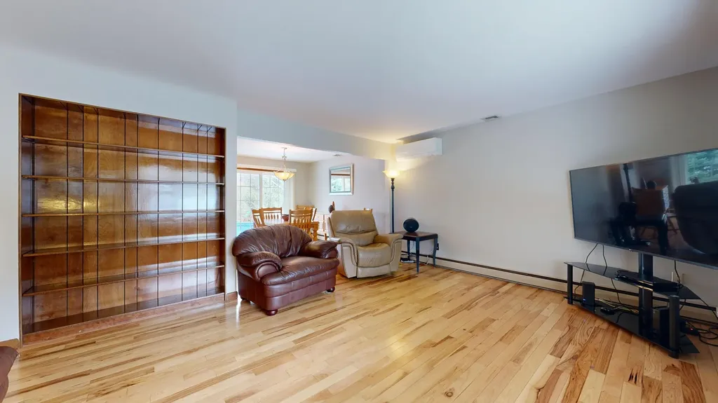 10 Clearwater Avenue Lewiston ME 04240