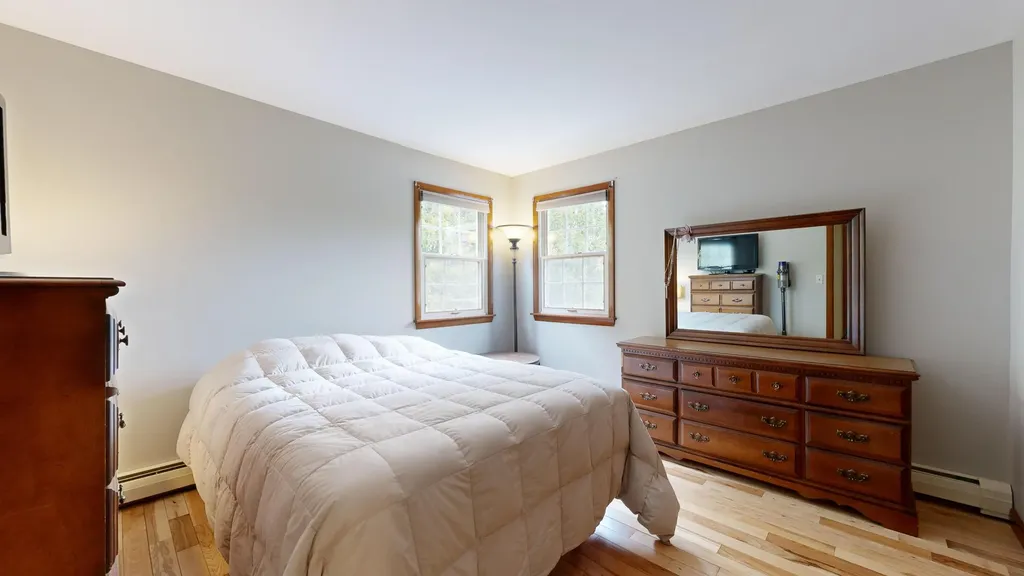 10 Clearwater Avenue Lewiston ME 04240