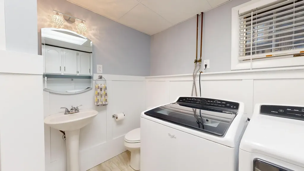10 Clearwater Avenue Lewiston ME 04240