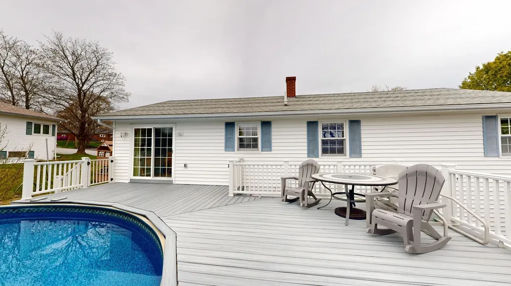 10 Clearwater Avenue Lewiston ME 04240