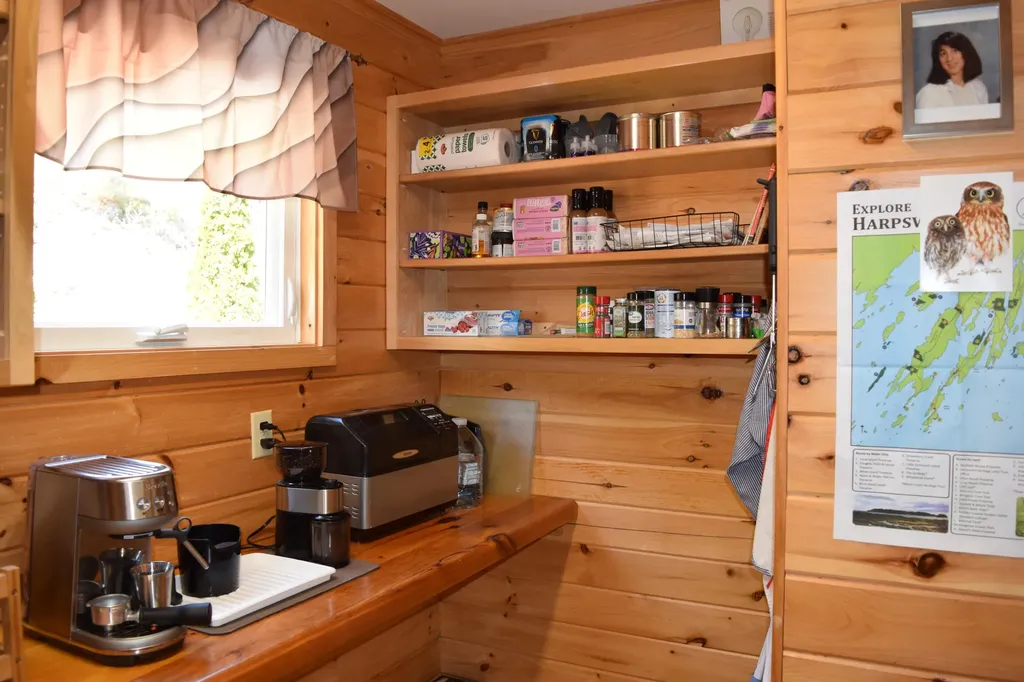 8 Camelot Place Harpswell ME 04079