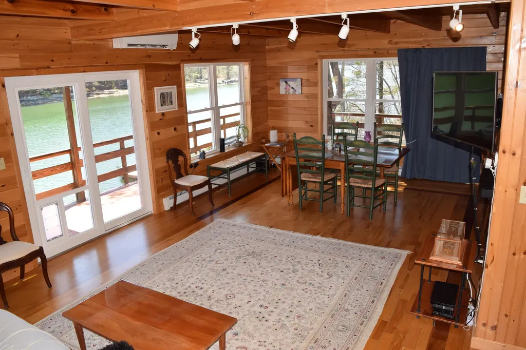 8 Camelot Place Harpswell ME 04079