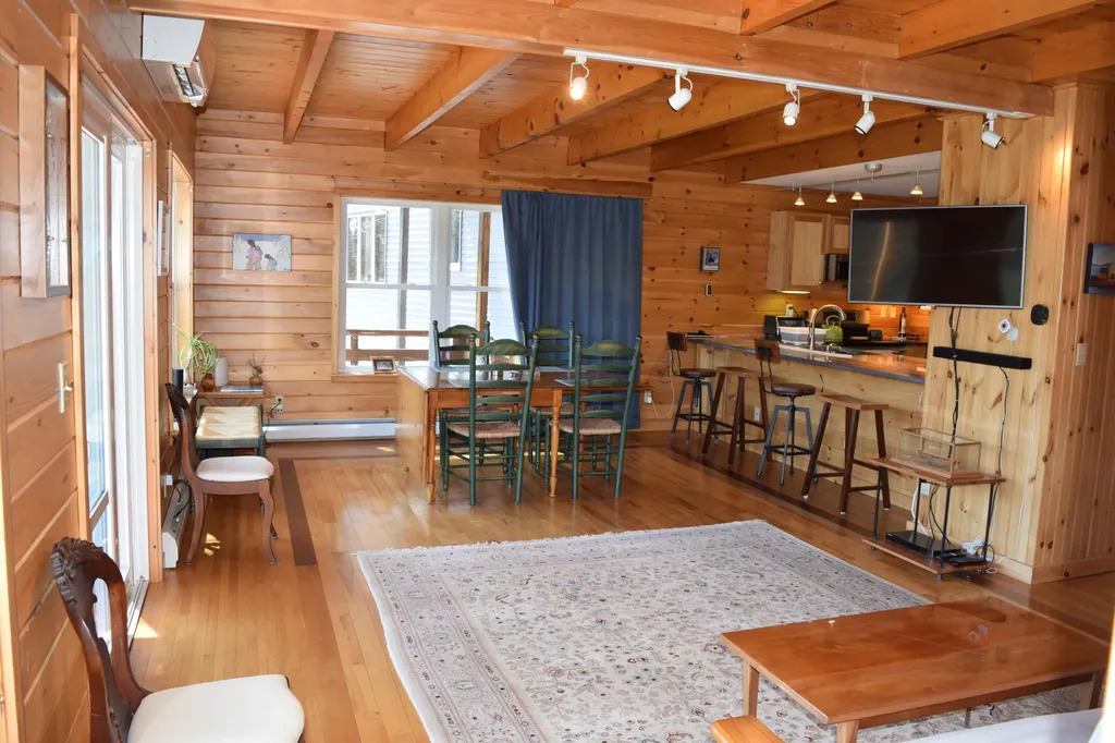 8 Camelot Place Harpswell ME 04079