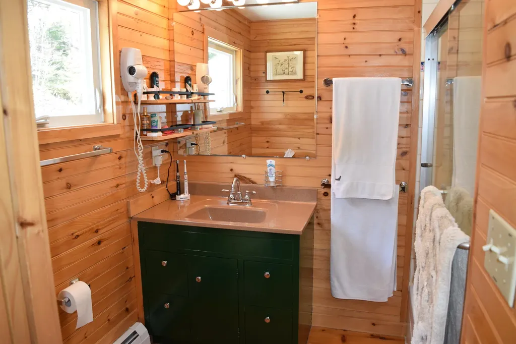 8 Camelot Place Harpswell ME 04079