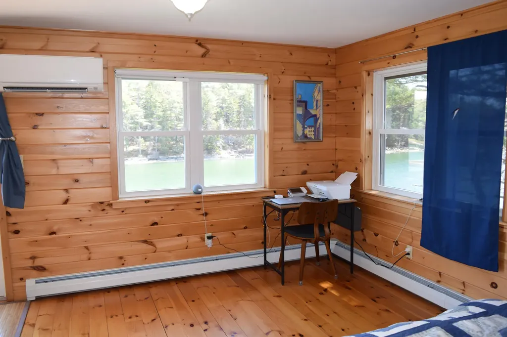 8 Camelot Place Harpswell ME 04079