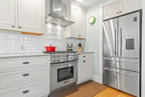 61 Island Avenue Portland ME 04108