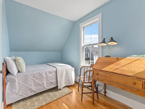 61 Island Avenue Portland ME 04108