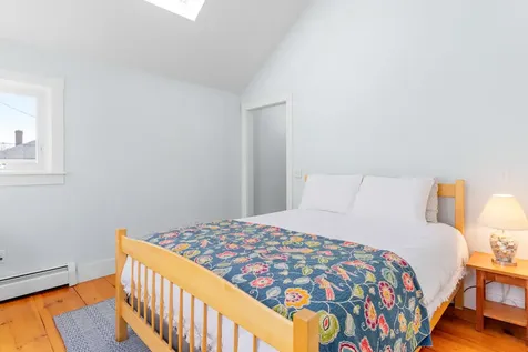 61 Island Avenue Portland ME 04108