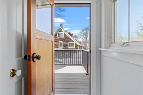 61 Island Avenue Portland ME 04108