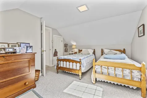 68 Applegate Lane Falmouth ME 04105