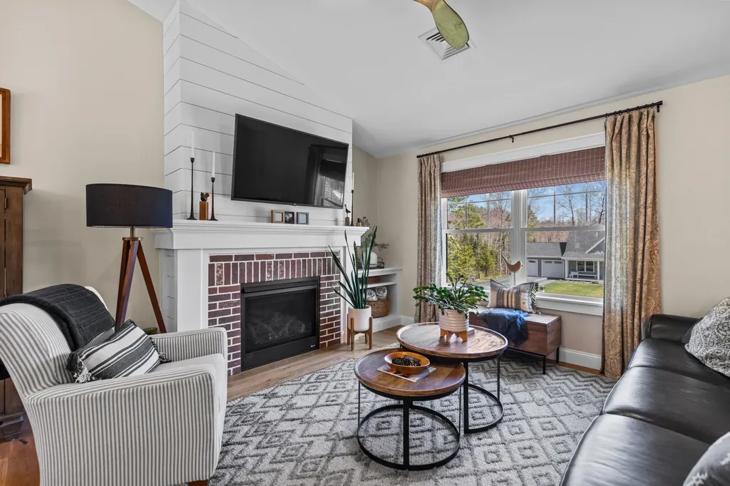 39 Sabatus Lane Windham ME 04062