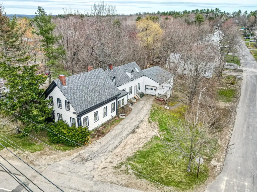 304 Brunswick Avenue Gardiner ME 04345