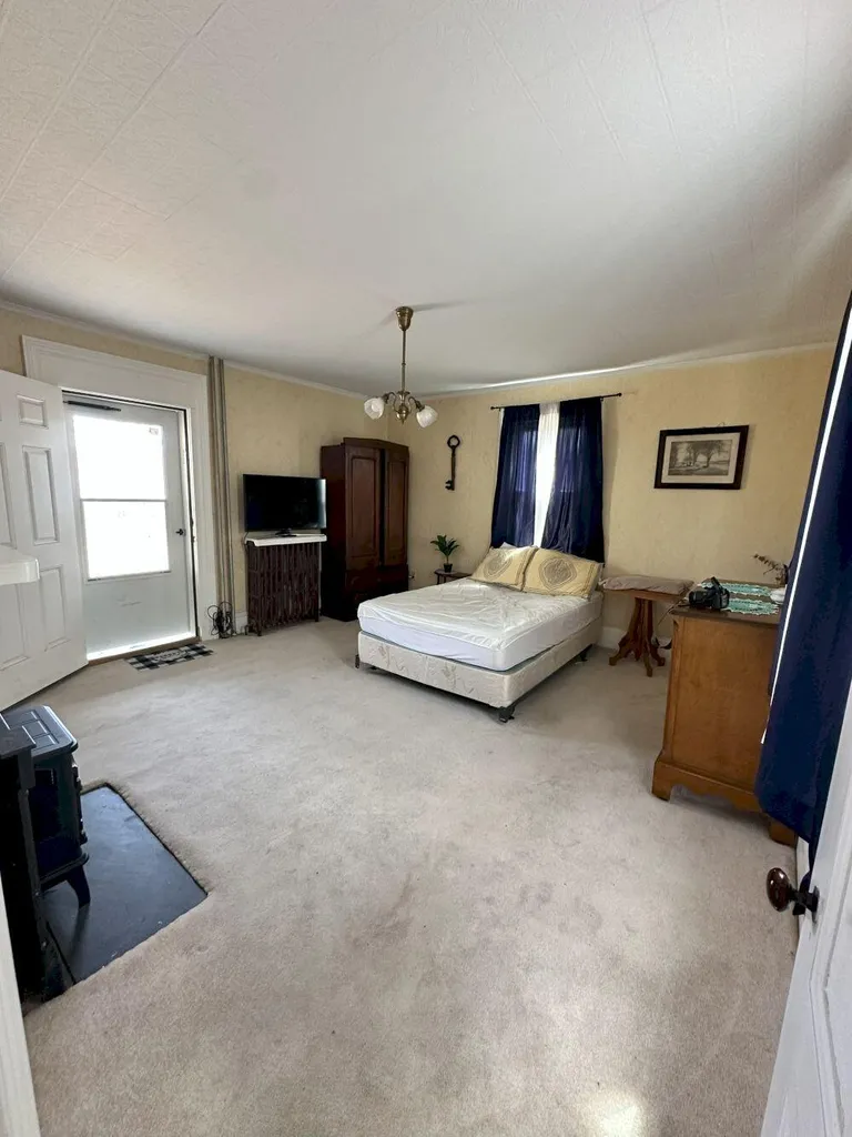 10 Weston Street Skowhegan ME 04976