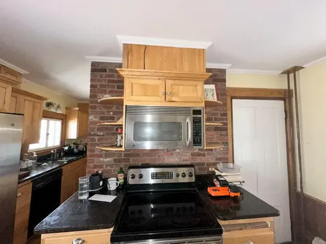 10 Weston Street Skowhegan ME 04976