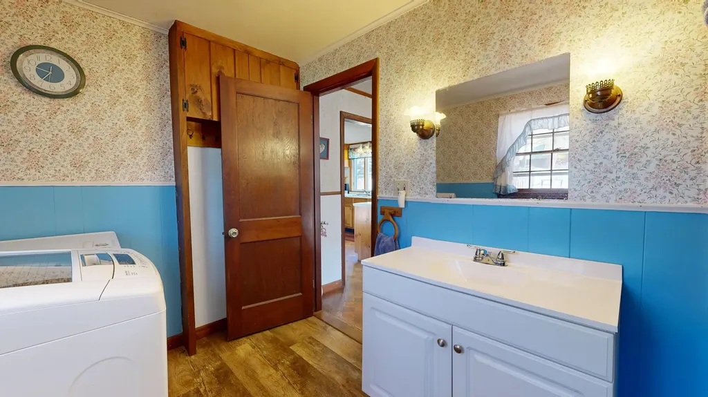 8 Dingle Hill Road Byron ME 04275