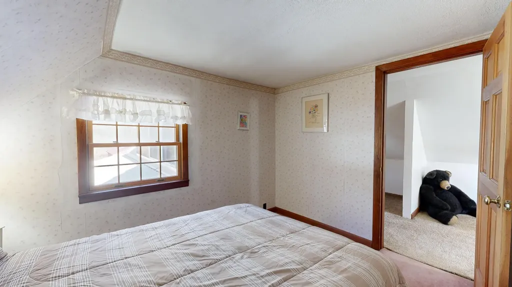 8 Dingle Hill Road Byron ME 04275