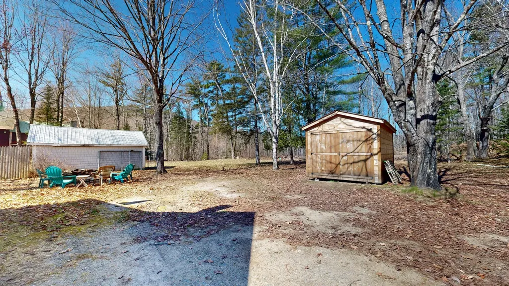 8 Dingle Hill Road Byron ME 04275