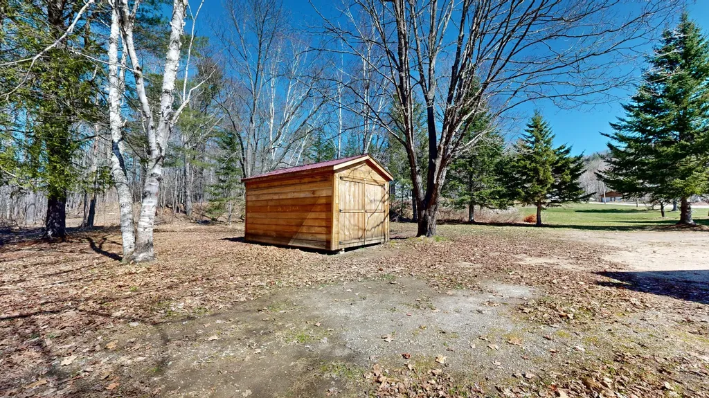 8 Dingle Hill Road Byron ME 04275