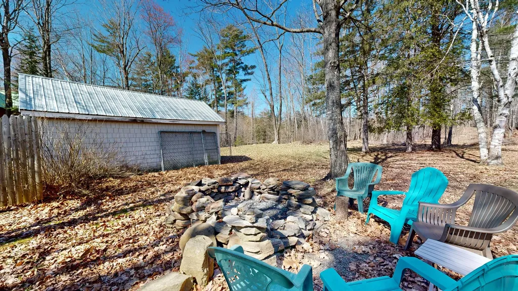 8 Dingle Hill Road Byron ME 04275