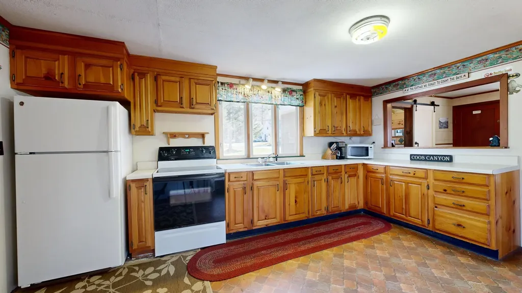 8 Dingle Hill Road Byron ME 04275