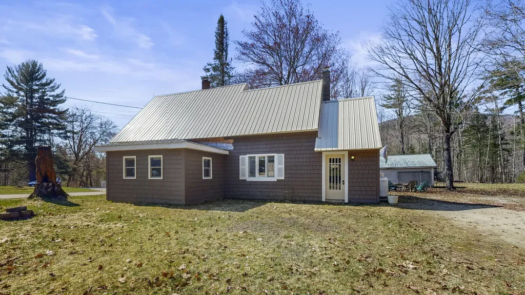 8 Dingle Hill Road Byron ME 04275