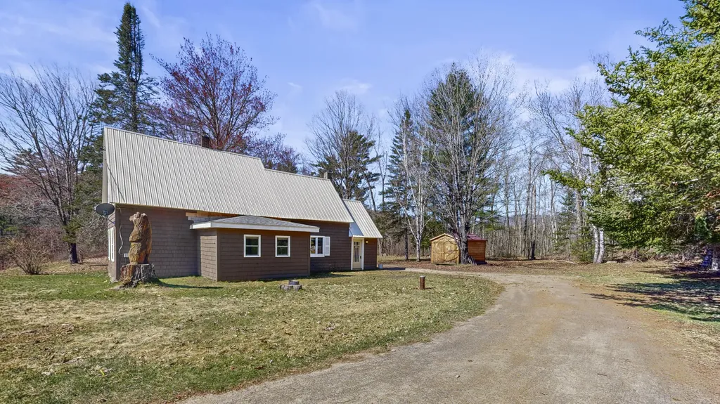 8 Dingle Hill Road Byron ME 04275