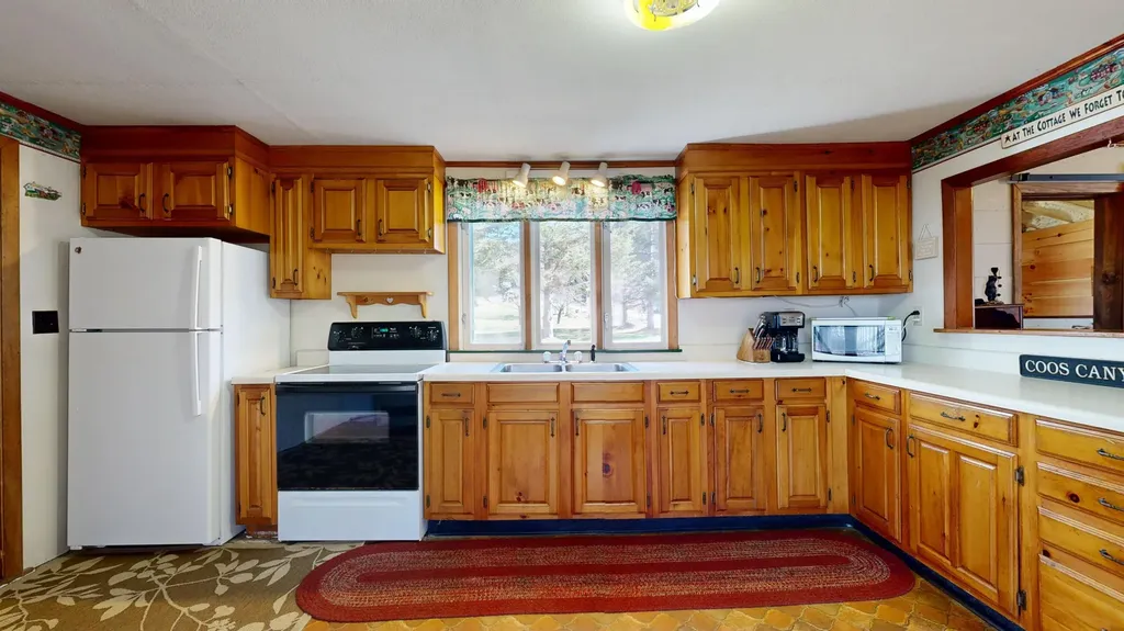 8 Dingle Hill Road Byron ME 04275
