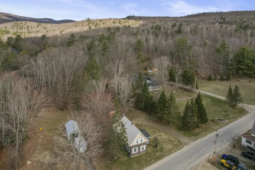 8 Dingle Hill Road Byron ME 04275