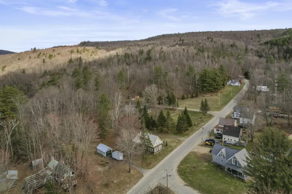 8 Dingle Hill Road Byron ME 04275