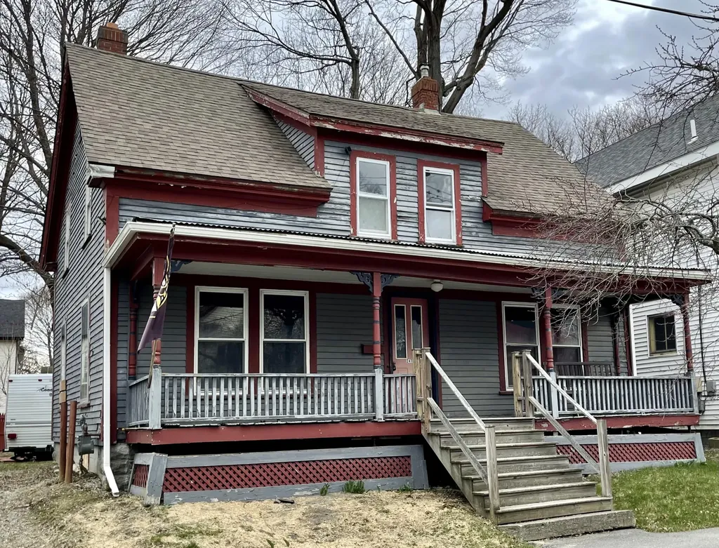 247 Essex Street Bangor ME 04401