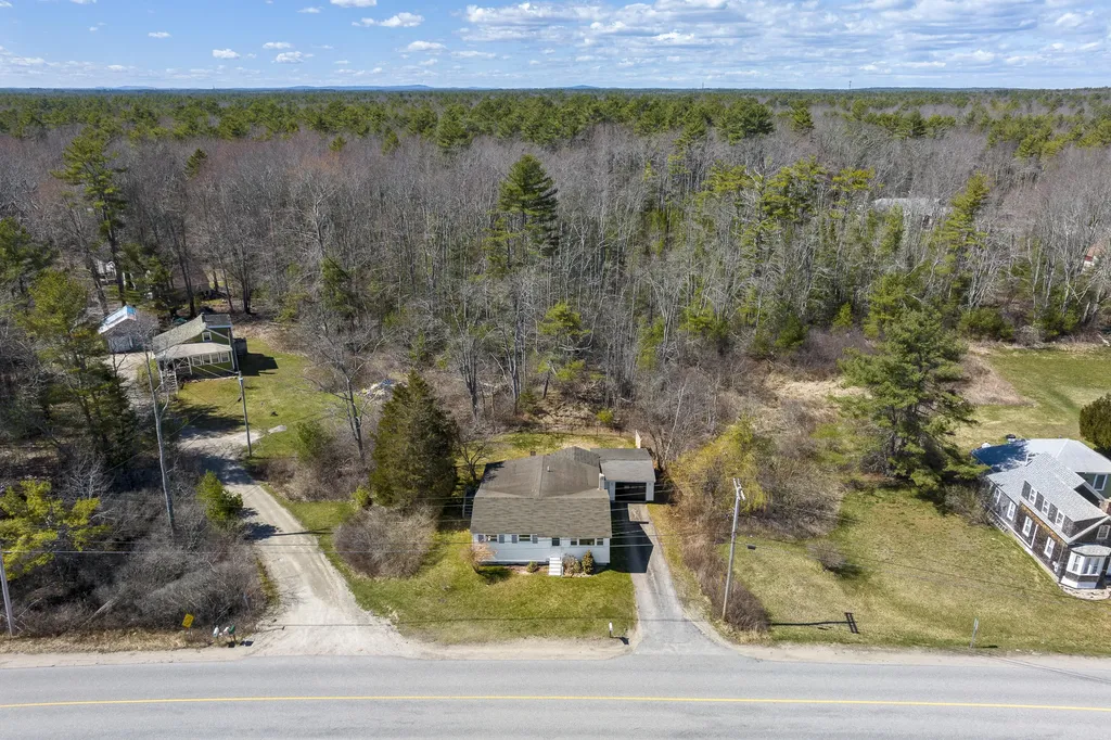 22 Arundel Road Arundel ME 04046